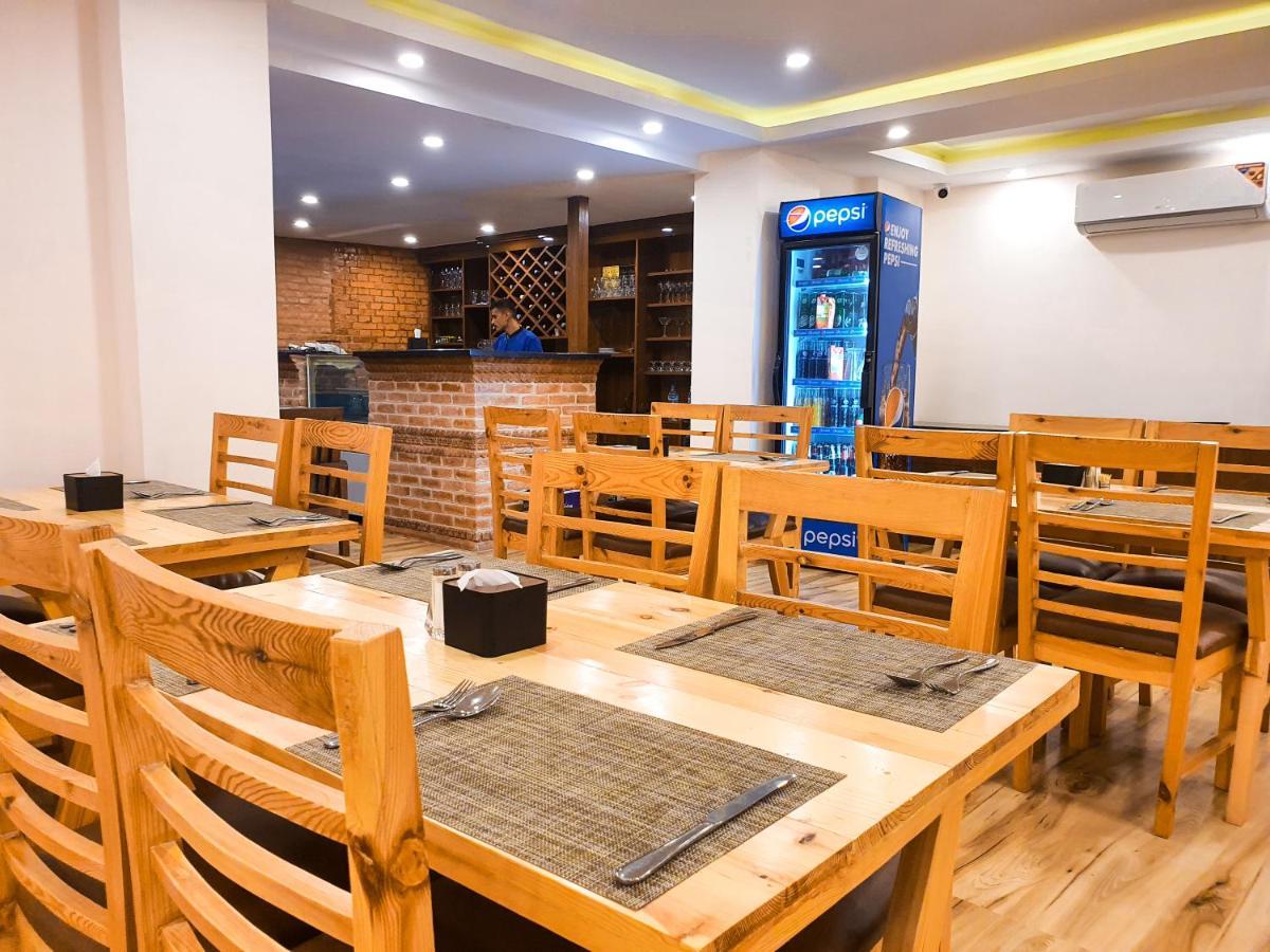 Kathmandu Aagantuk Hotel Exterior photo